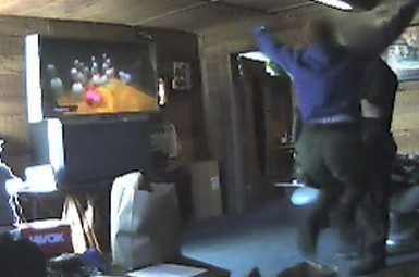 Cops Get Their Wii Bowl On During Drug Raid