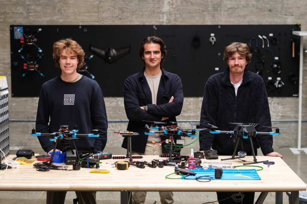 From Tweet to Triumph: How Defense Tech Theseus Captured Y Combinator and $4.3M in Funding with Special Forces' Backing